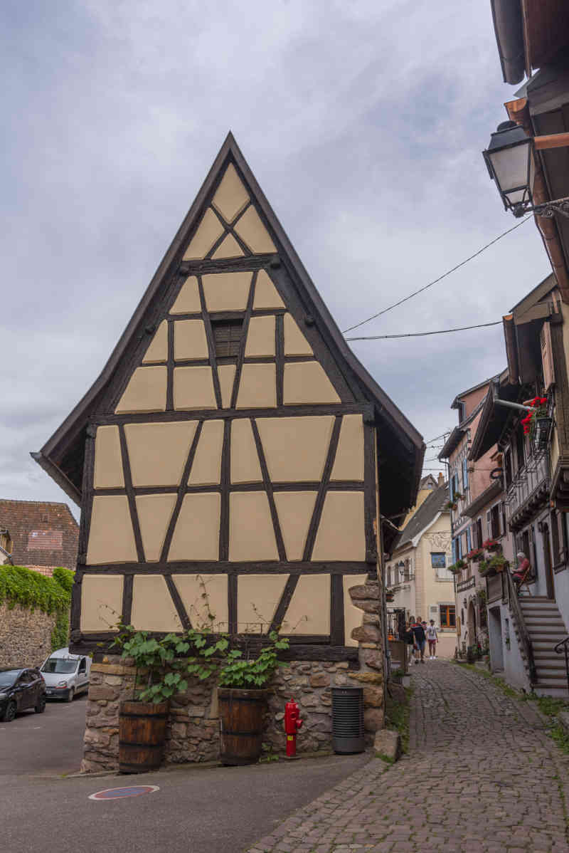 Francia - Alsacia 238 - Eguisheim.jpg
